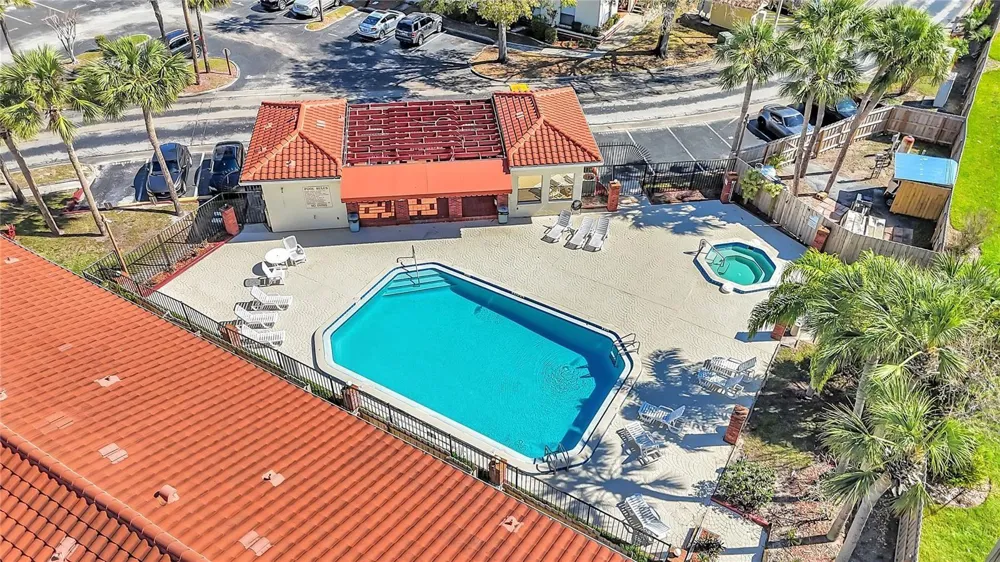 1631 LITTLE FALLS CIRCLE #92 Orlando, FL 32807