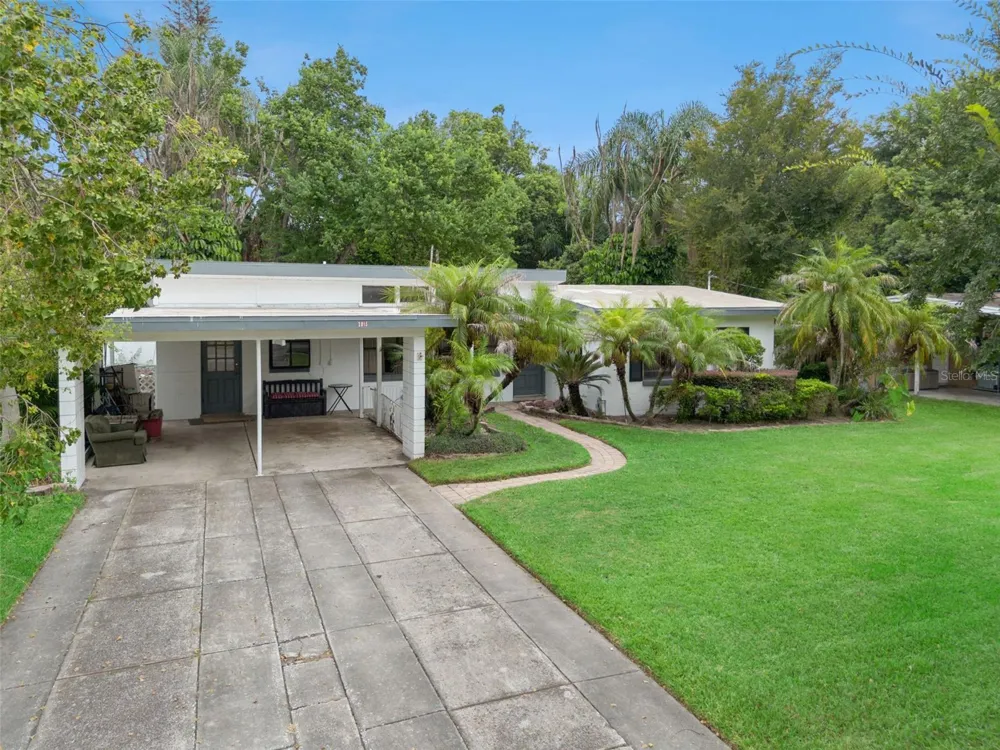 2015 TAYLOR AVENUE Winter Park, FL 32792