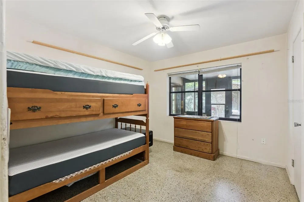 2015 TAYLOR AVENUE Winter Park, FL 32792