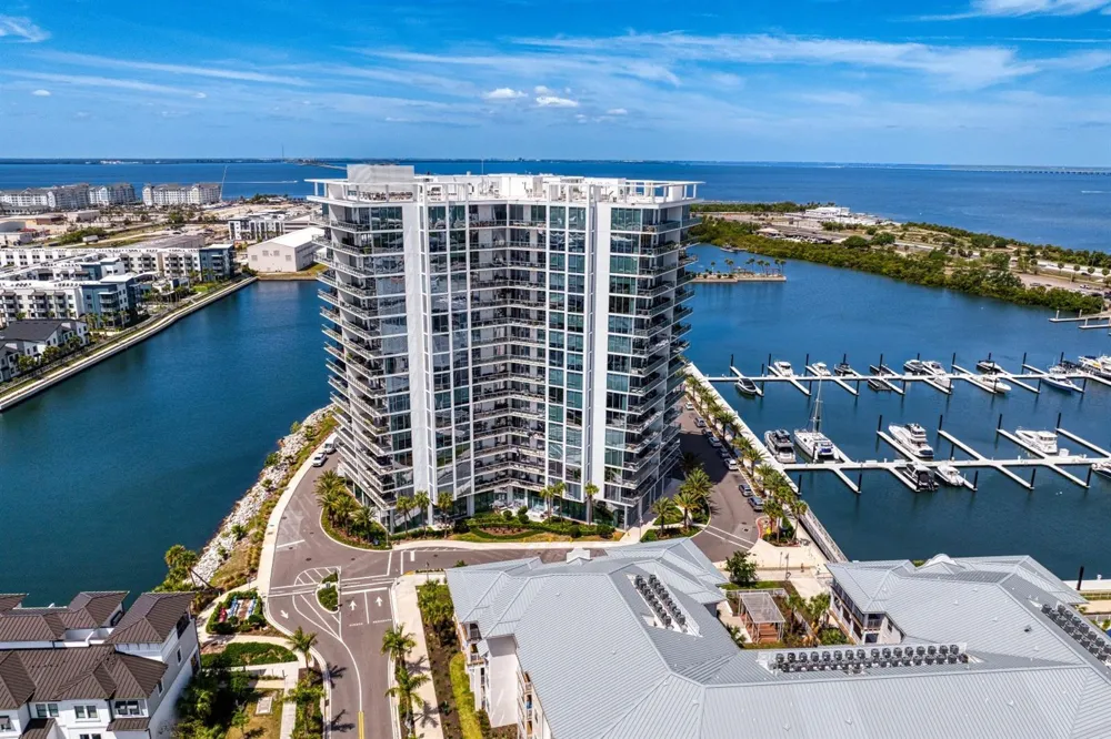 5120 MARINA WAY #10006 Tampa, FL 33611