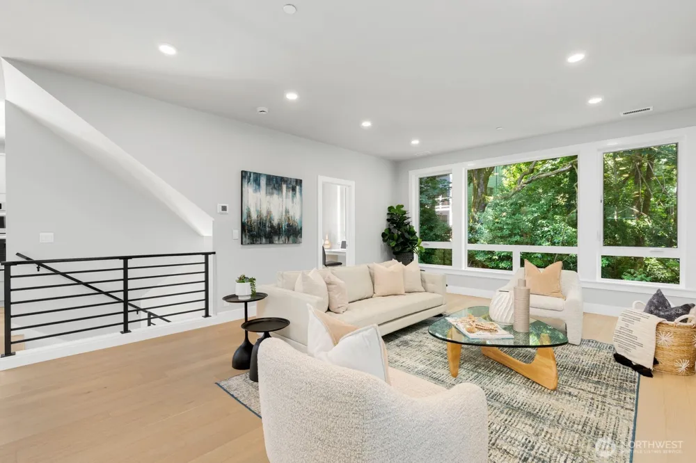 13016 SE 19th Court Bellevue, WA 98005
