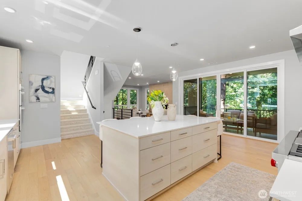 13016 SE 19th Court Bellevue, WA 98005