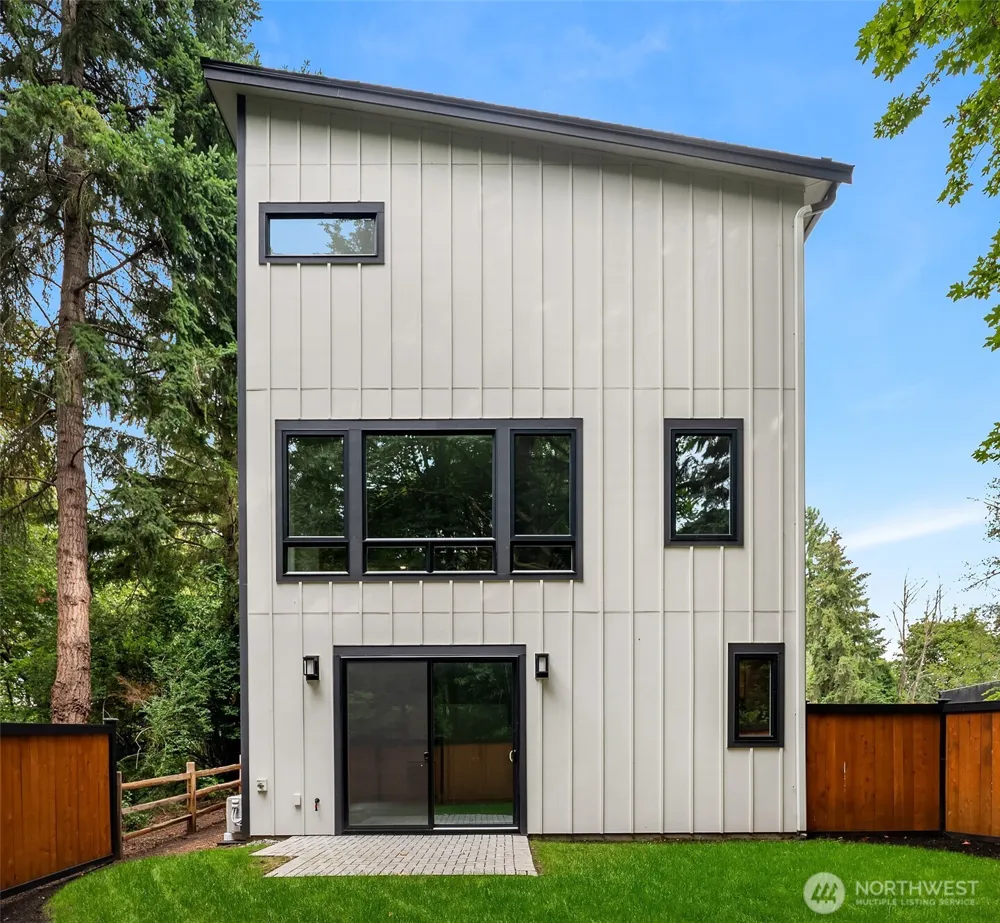 13016 SE 19th Court Bellevue, WA 98005