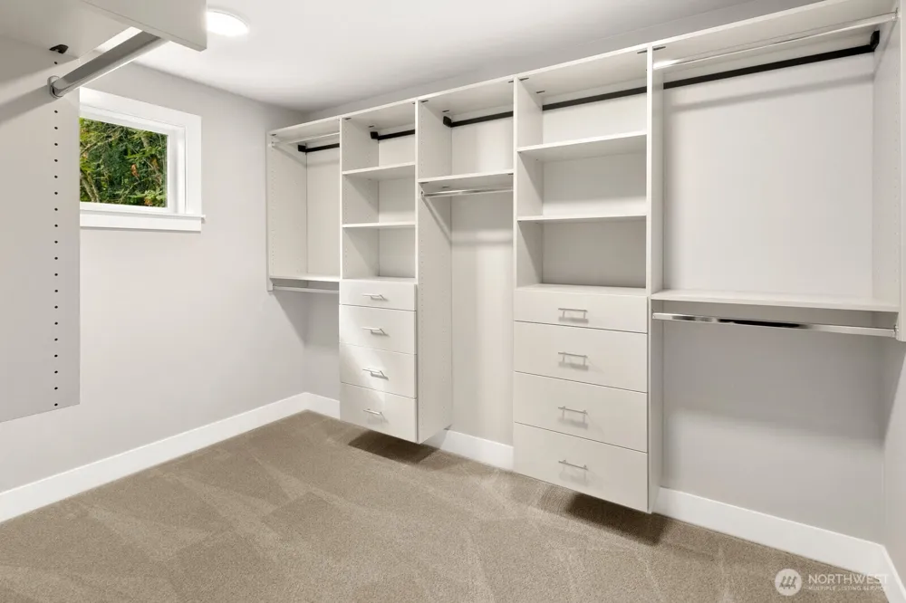 13016 SE 19th Court Bellevue, WA 98005