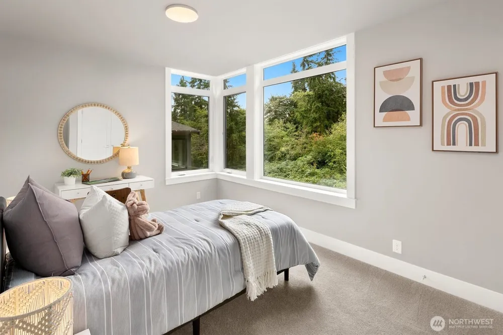 13016 SE 19th Court Bellevue, WA 98005