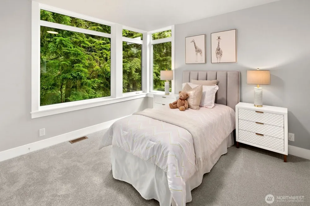 13016 SE 19th Court Bellevue, WA 98005