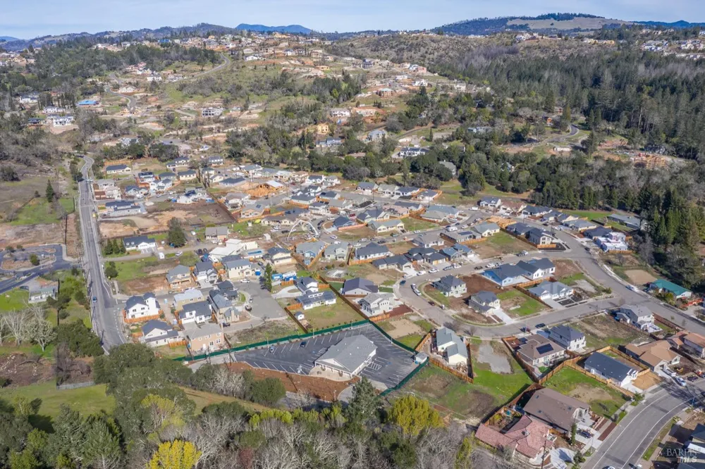 3473 Parker Hill Road Santa Rosa, CA 95404
