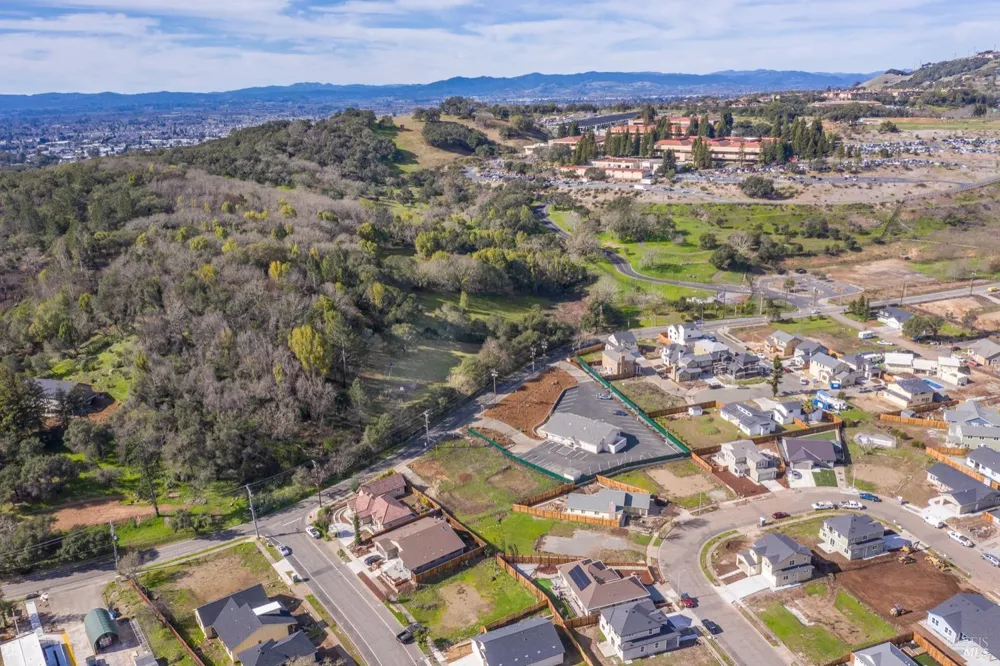 3473 Parker Hill Road Santa Rosa, CA 95404