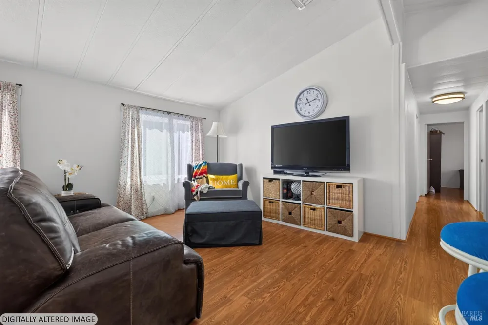 47 Oriole Way Santa Rosa, CA 95409