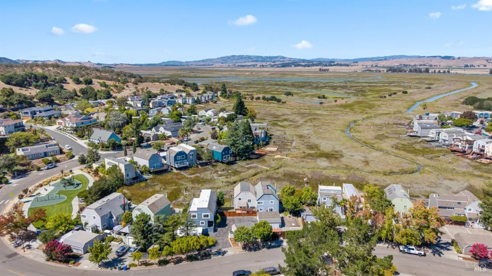 2711 Topaz Drive Novato, CA 94945