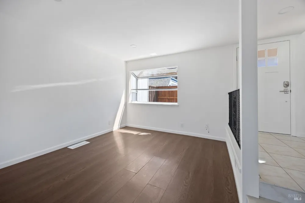 2711 Topaz Drive Novato, CA 94945