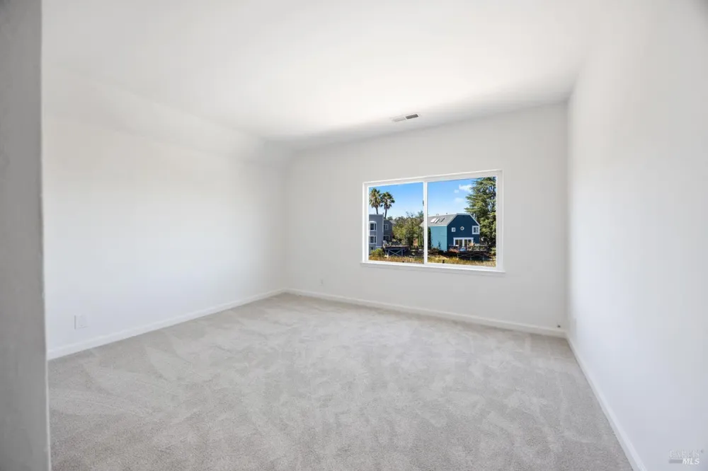 2711 Topaz Drive Novato, CA 94945
