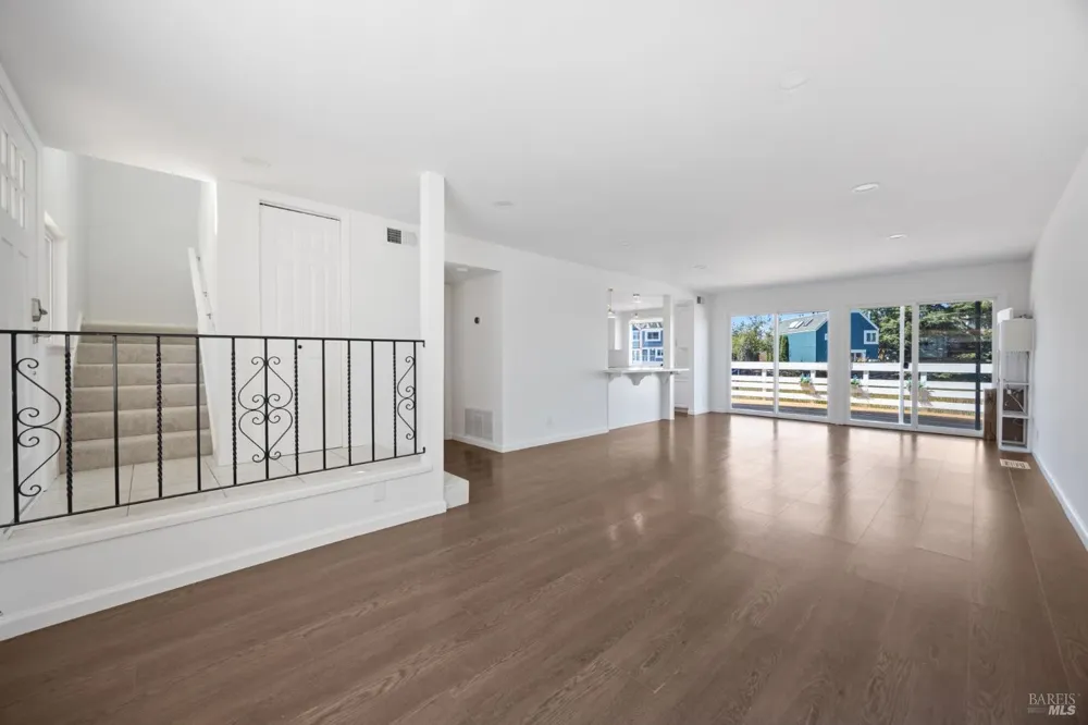 2711 Topaz Drive Novato, CA 94945