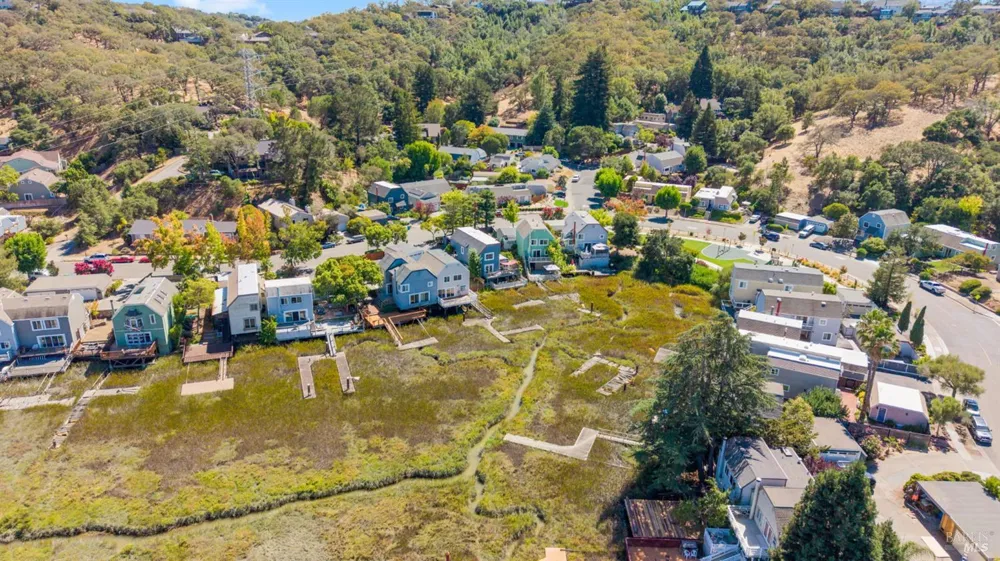 2711 Topaz Drive Novato, CA 94945