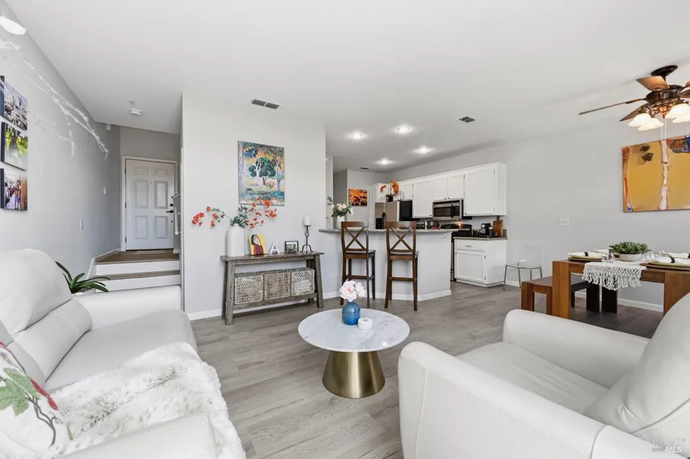 73 Manchester Drive Fairfield, CA 94533