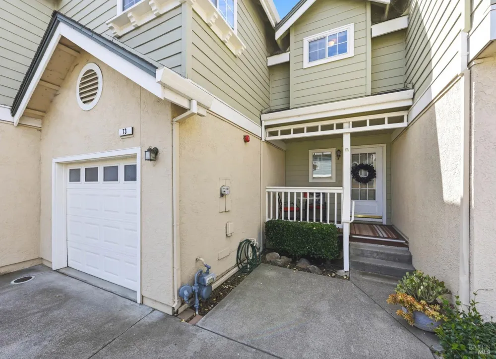 73 Manchester Drive Fairfield, CA 94533