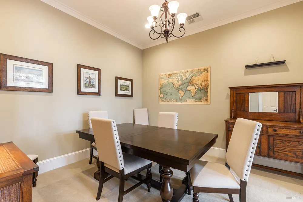 160 Johnson Street Windsor, CA 95492