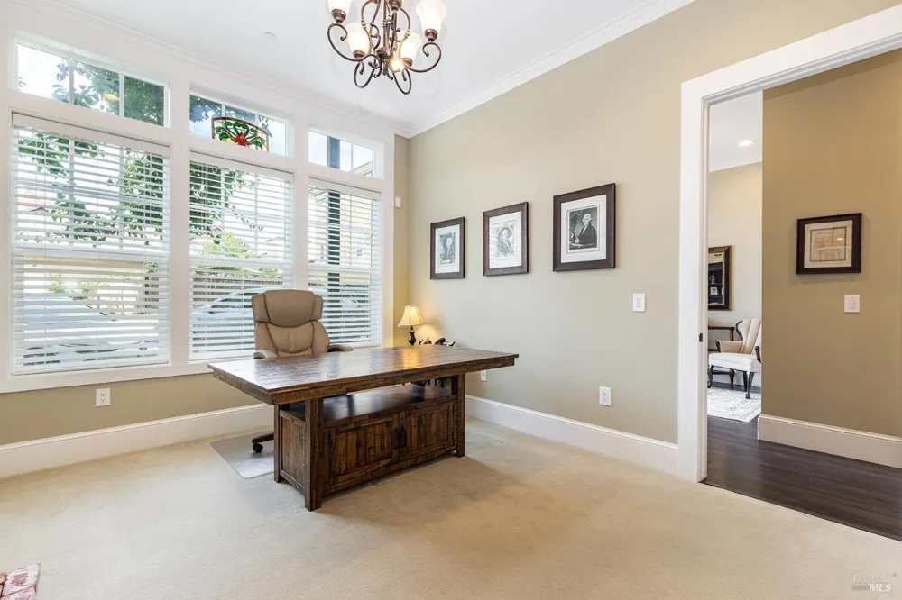 160 Johnson Street Windsor, CA 95492