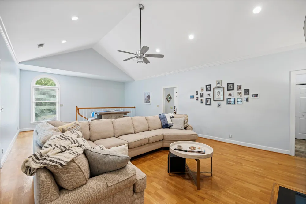 1220 Bridgewater Lane Chattanooga, TN 37405