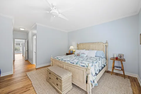 1220 Bridgewater Lane