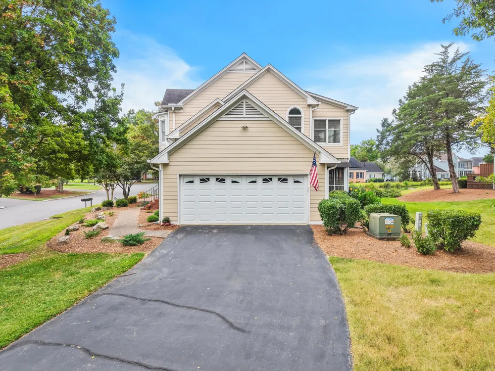 1220 Bridgewater Lane Chattanooga, TN 37405