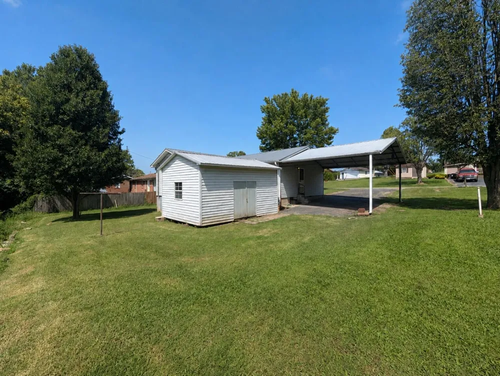 103 Greenbriar Street Woodbury, TN 37190