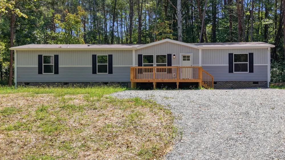 16450 May Road Sale Creek, TN 37373