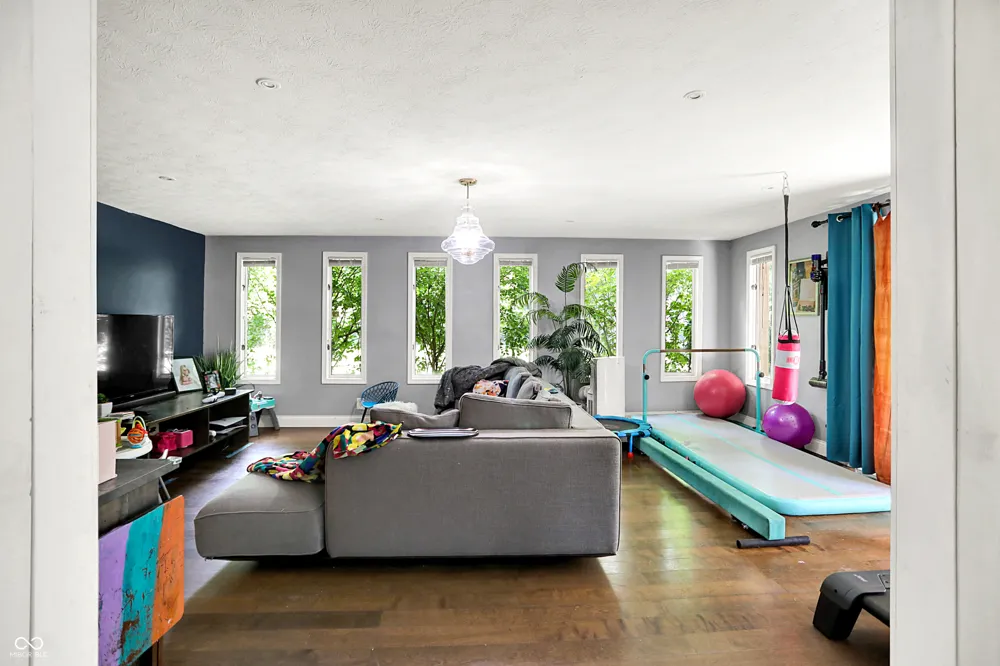 7011 McLain Drive Indianapolis, IN 46217