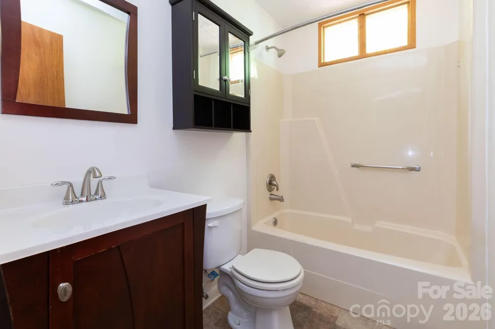 404 Buck Cove Terrace Asheville, NC 28805