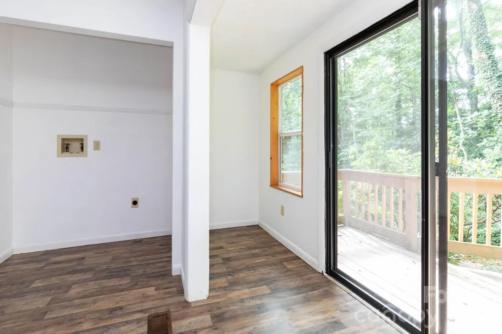 404 Buck Cove Terrace Asheville, NC 28805