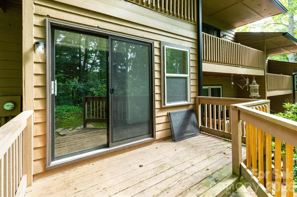 404 Buck Cove Terrace Asheville, NC 28805