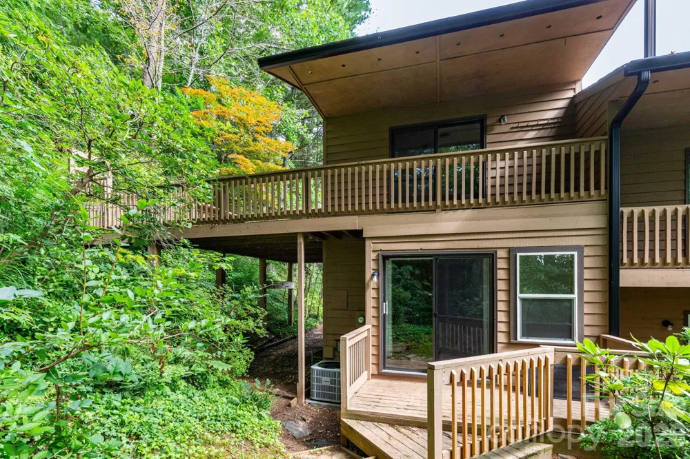 404 Buck Cove Terrace Asheville, NC 28805