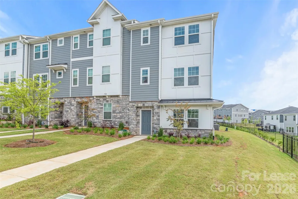 7136 Bryce Avenue Charlotte, NC 28217