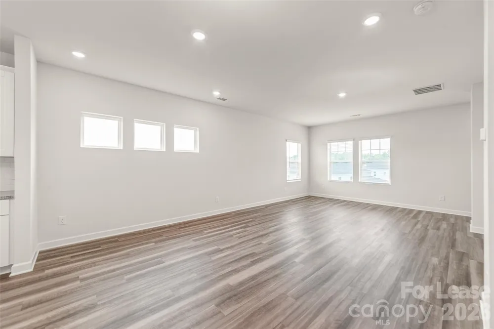 7136 Bryce Avenue Charlotte, NC 28217