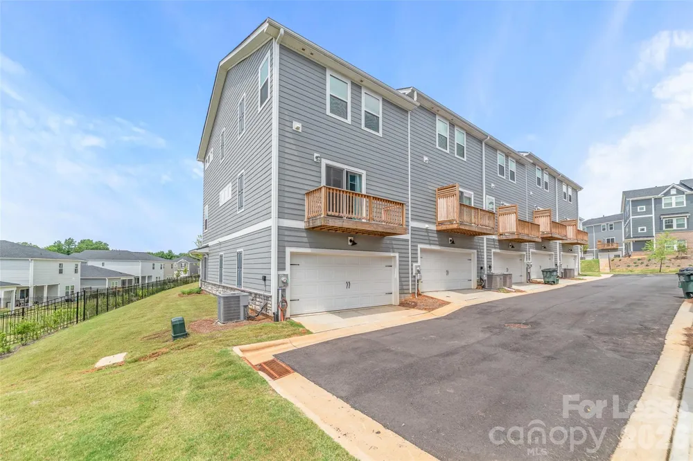 7136 Bryce Avenue Charlotte, NC 28217