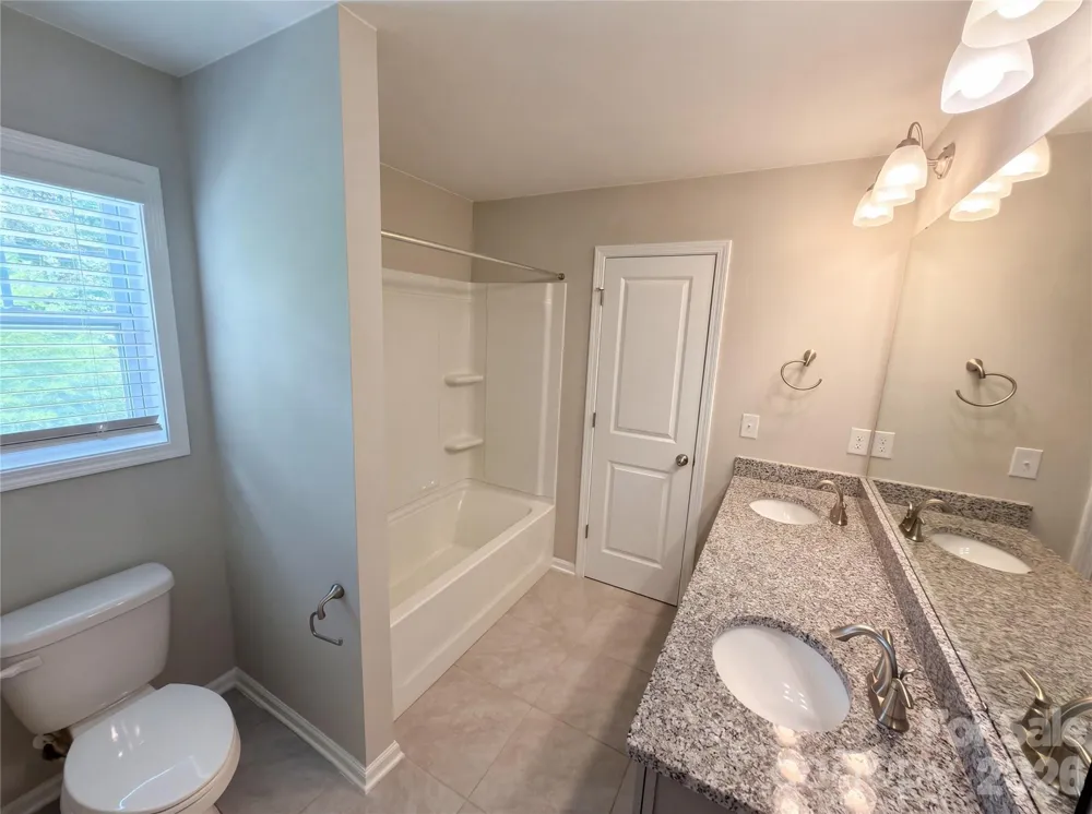 5013 Shadowbrook Road Waxhaw, NC 28173