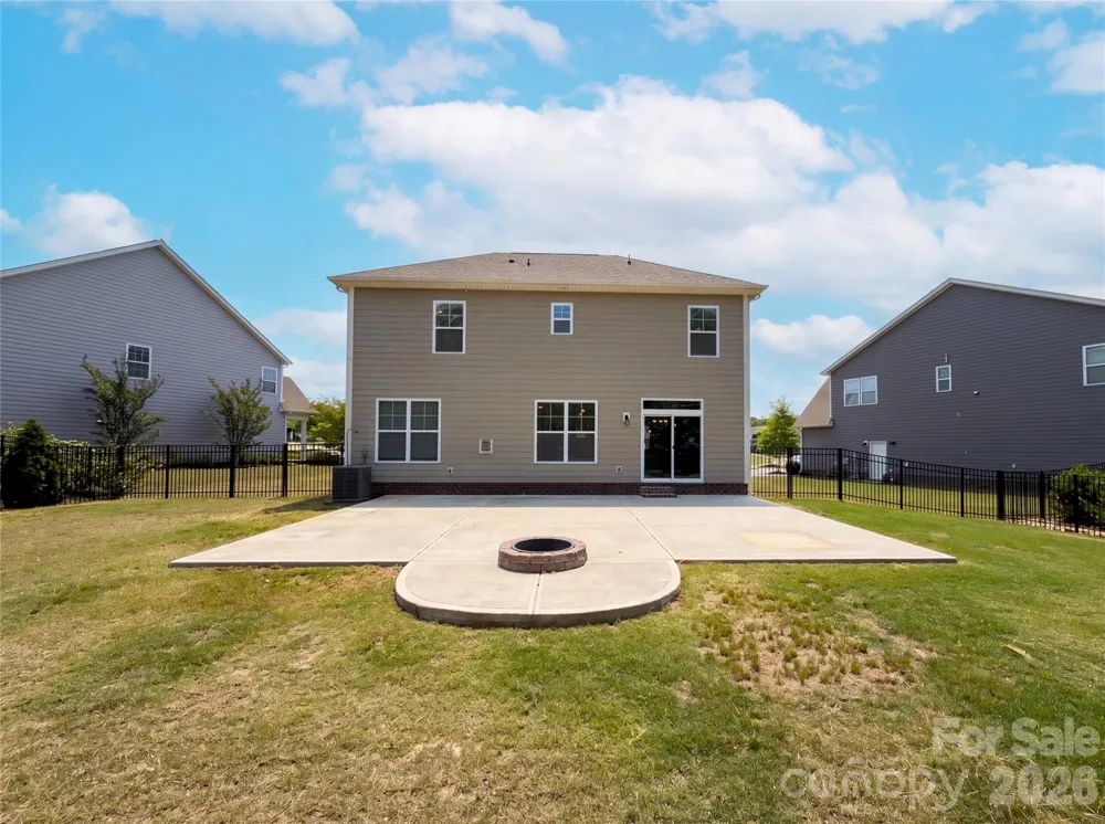 5013 Shadowbrook Road Waxhaw, NC 28173