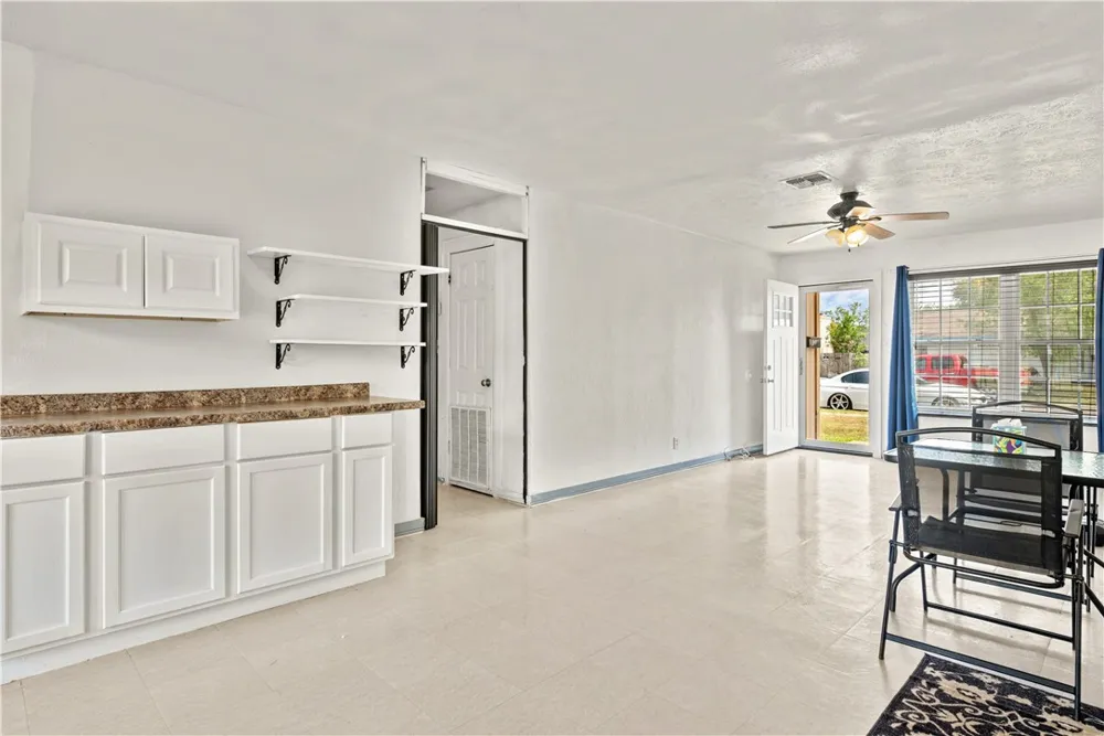 1208 W 2nd Street Alice, TX 78332