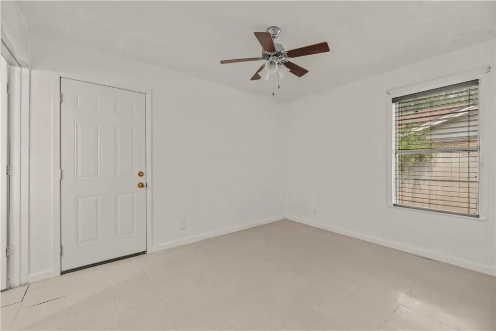 1208 W 2nd Street Alice, TX 78332