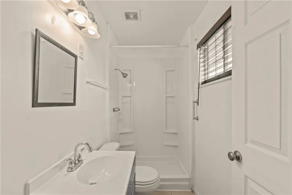 1208 W 2nd Street Alice, TX 78332