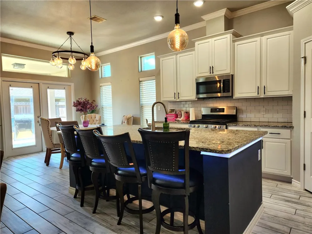 7529 Krypton Drive Corpus Christi, TX 78414