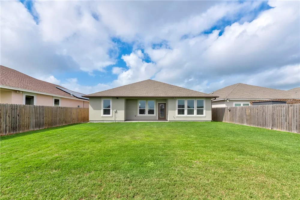 7730 Sophia Drive Corpus Christi, TX 78414