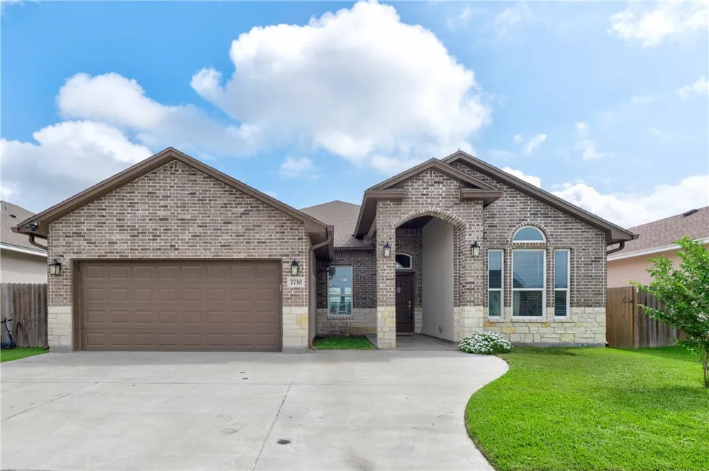 7730 Sophia Drive Corpus Christi, TX 78414