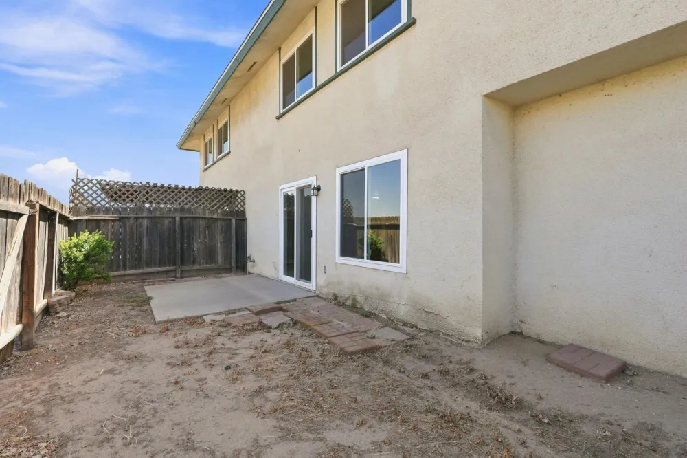 4929 Winery Circle #114 Fresno, CA 93726