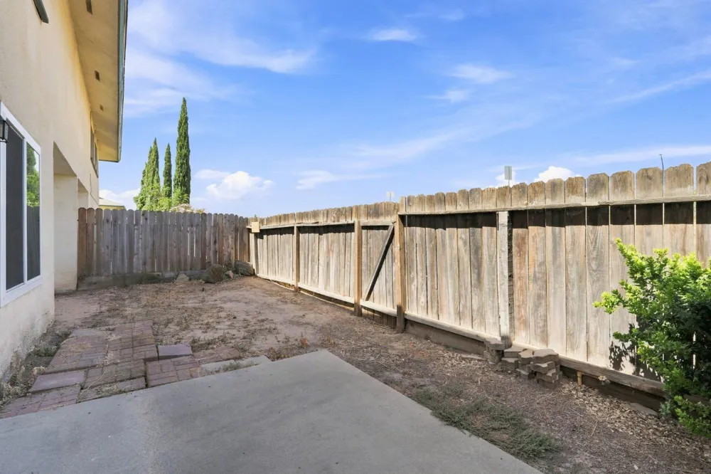 4929 Winery Circle #114 Fresno, CA 93726