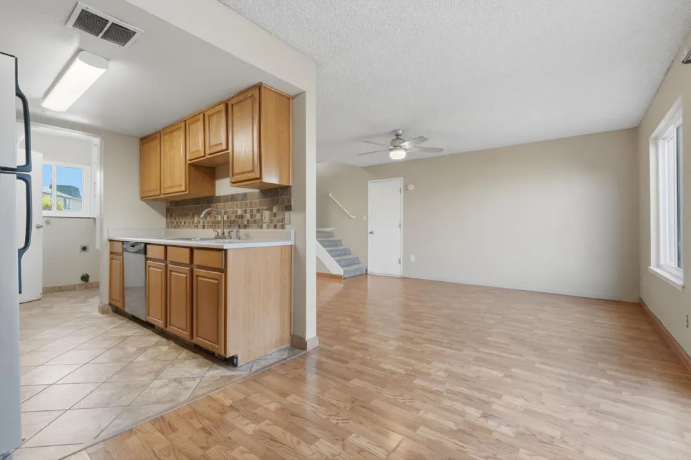 4929 Winery Circle #114 Fresno, CA 93726