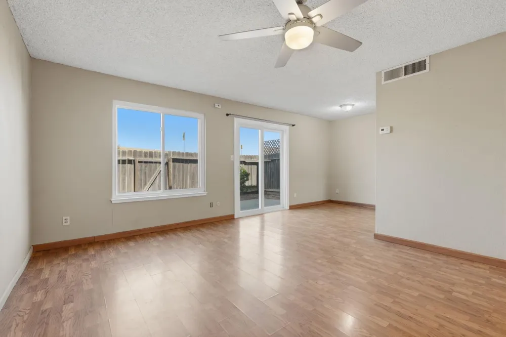 4929 Winery Circle #114 Fresno, CA 93726
