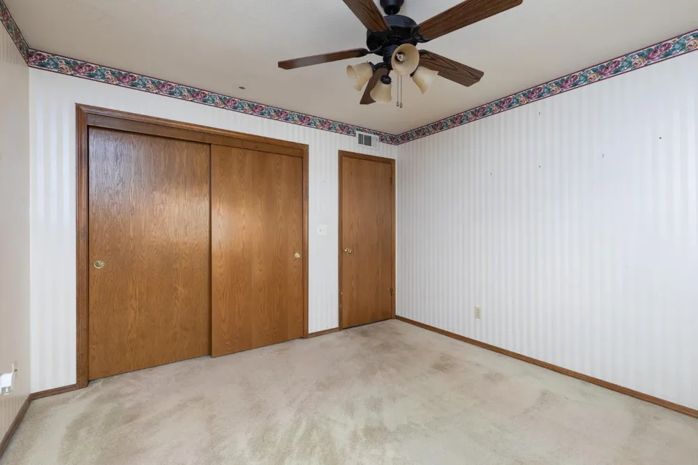 2038 Rall Avenue Clovis, CA 93611