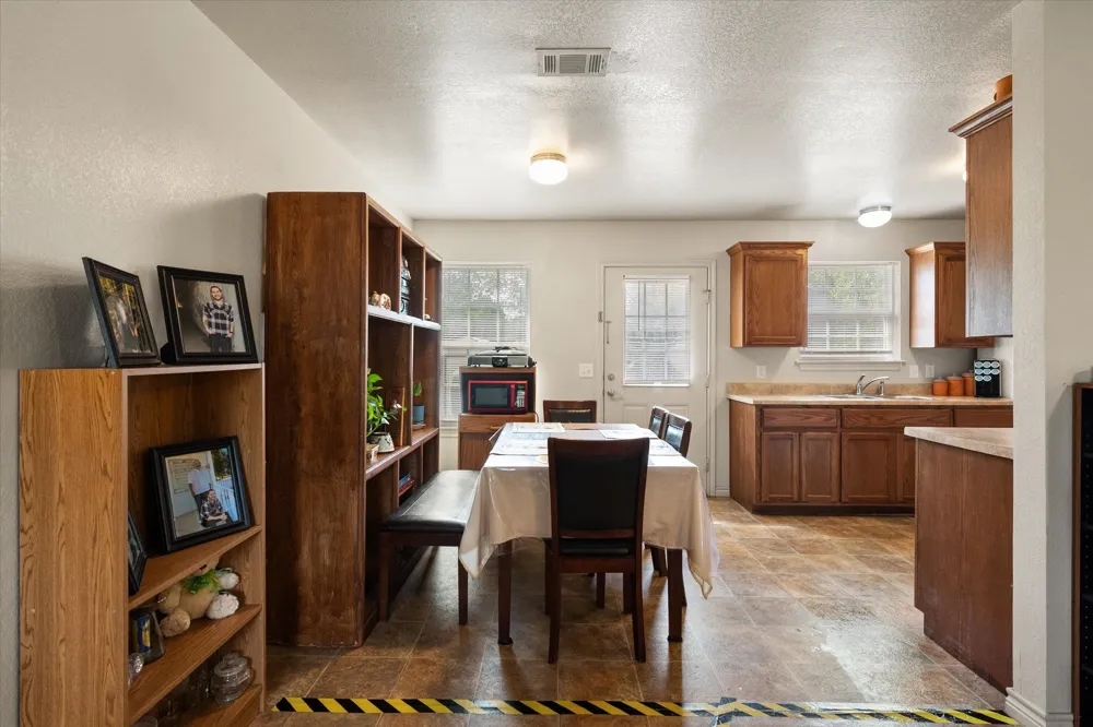 700 Cypress Avenue Corsicana, TX 75110
