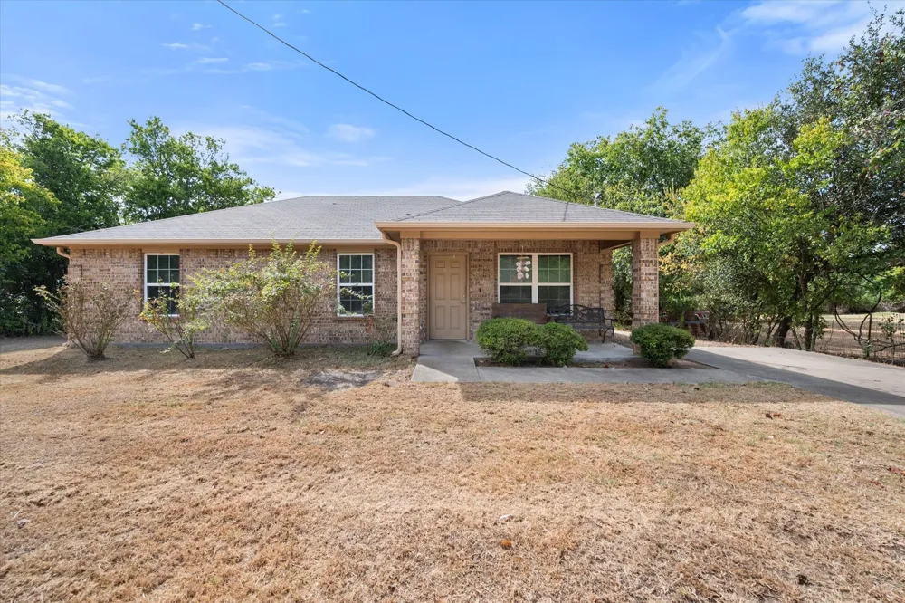 700 Cypress Avenue Corsicana, TX 75110